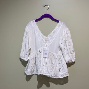 ☀️Free People white lace top